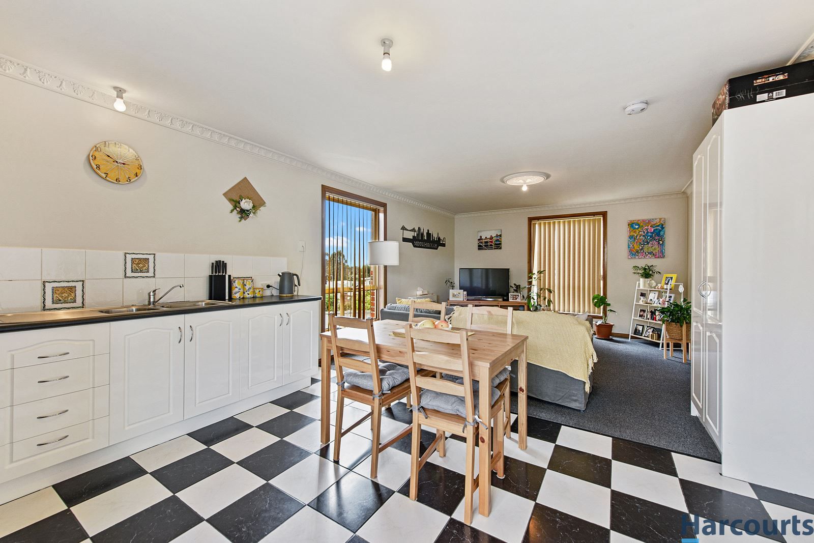 2/148 Middle Road, Miandetta TAS 7310, Image 2