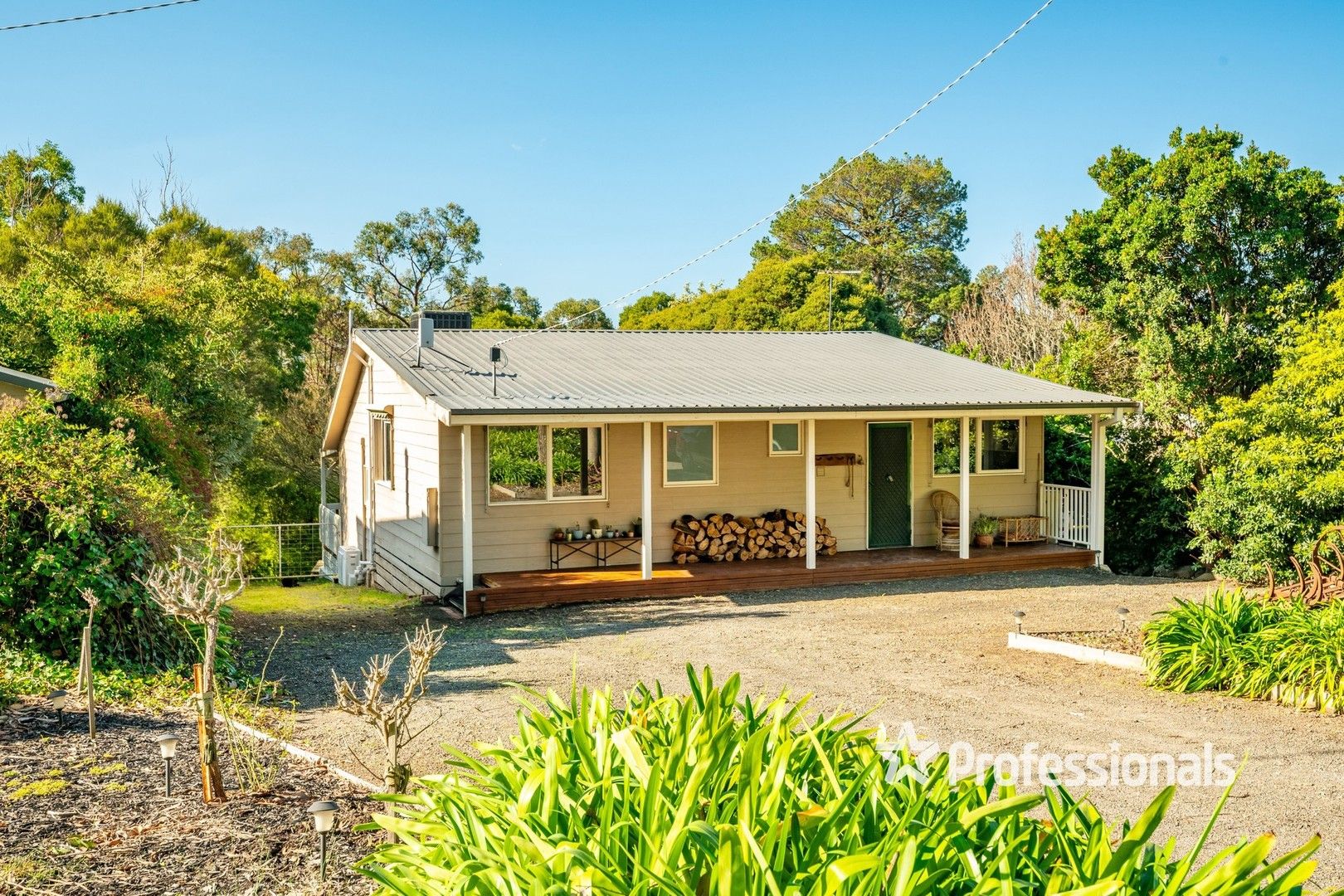 21 Timberline Road, Launching Place VIC 3139, Image 0