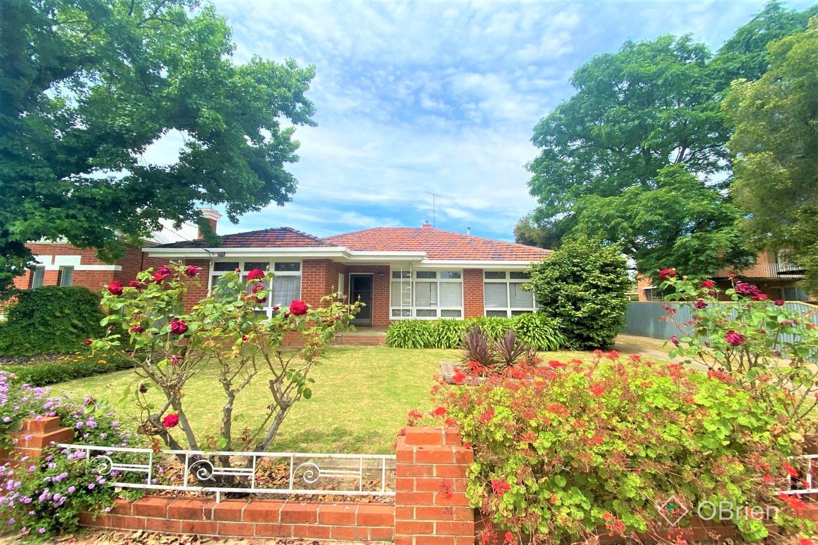 3 bedrooms House in 49 Docker  Street WANGARATTA VIC, 3677