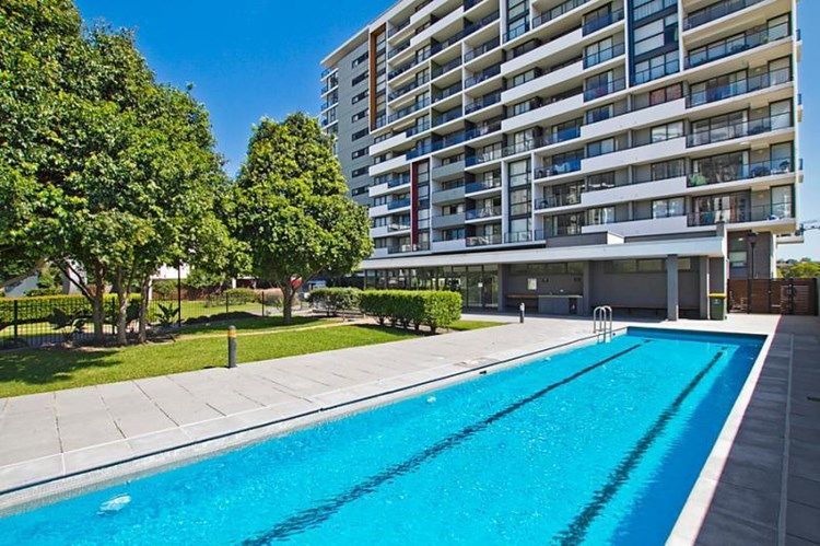 2 bedrooms Apartment / Unit / Flat in B902/35 Arncliffe Street WOLLI CREEK NSW, 2205