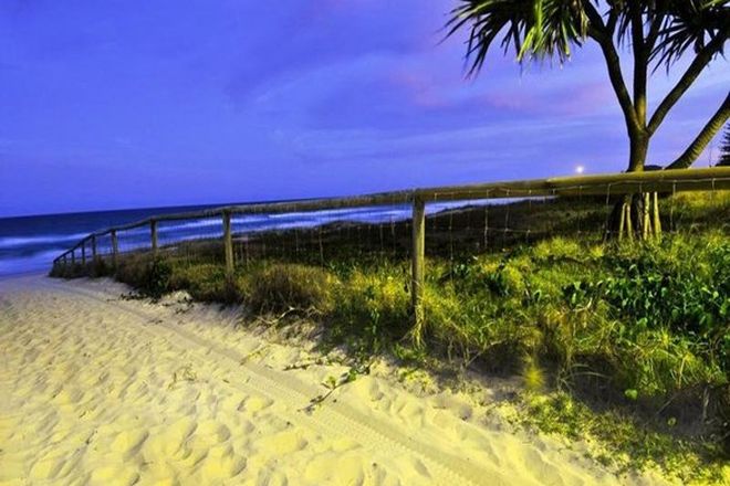 Picture of 28 Venice Street, MERMAID BEACH QLD 4218