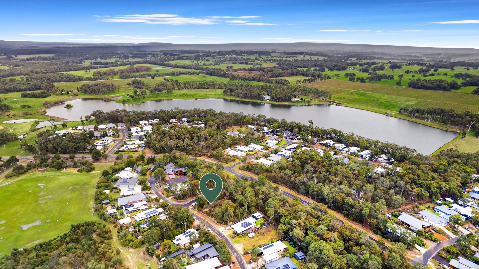 1 Honeysuckle Glen, Cowaramup WA 6284, Image 2