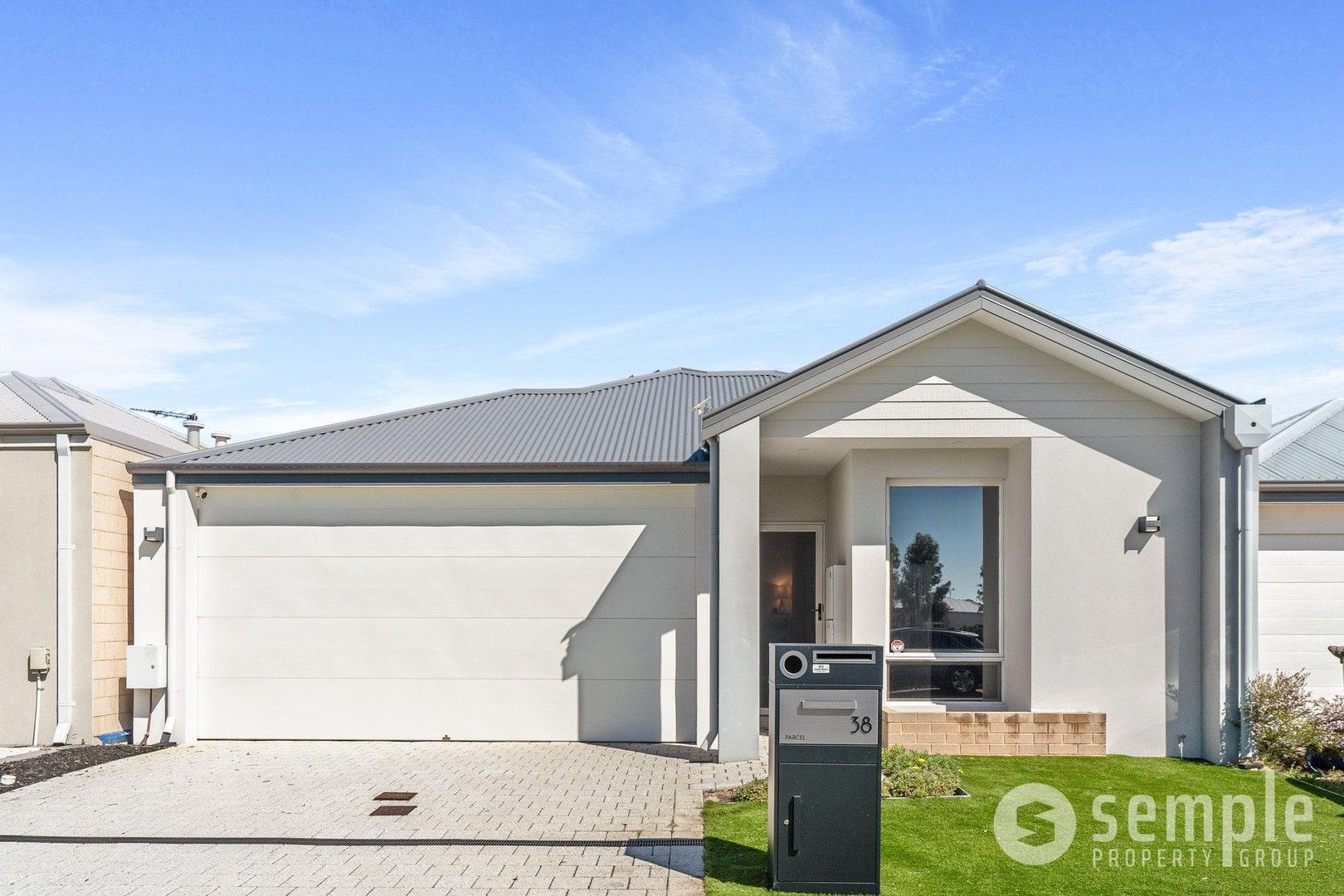 38 Sunstone Boulevard, Treeby WA 6164, Image 0