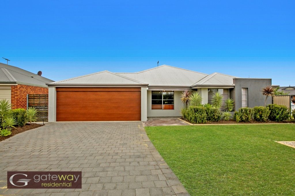 7 Versailles Parkway, Aubin Grove WA 6164, Image 0