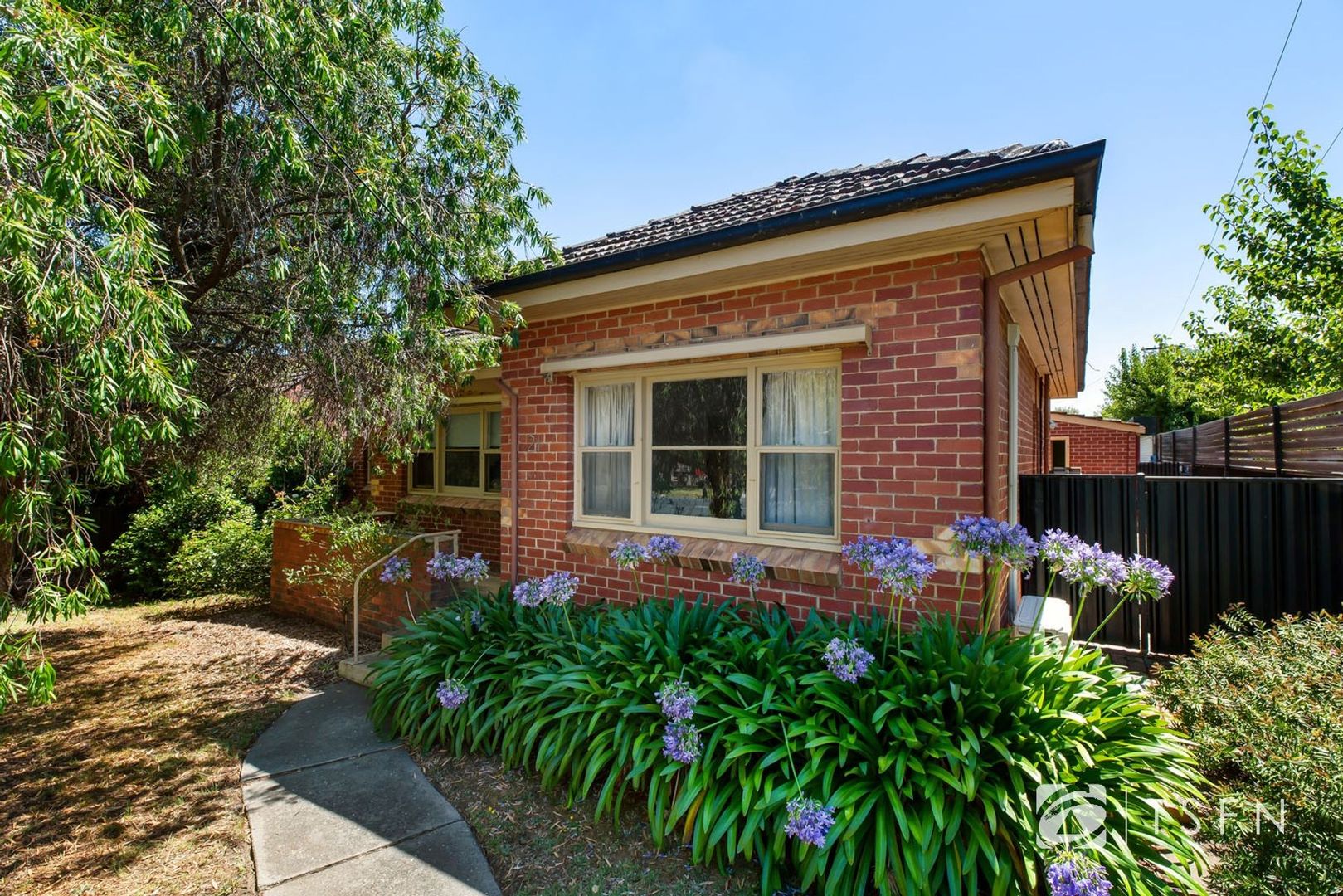 21 Ellis Street, Flora Hill VIC 3550, Image 1