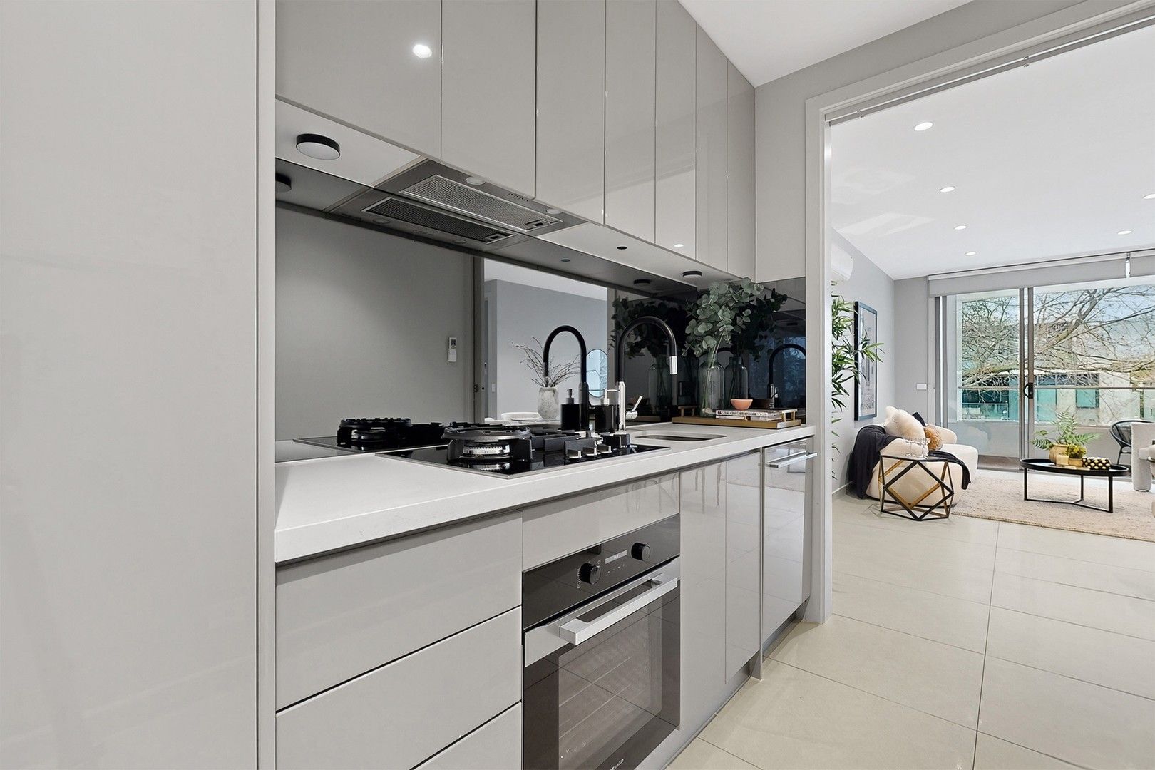 3 bedrooms Apartment / Unit / Flat in 7/13 Maroona Road CARNEGIE VIC, 3163