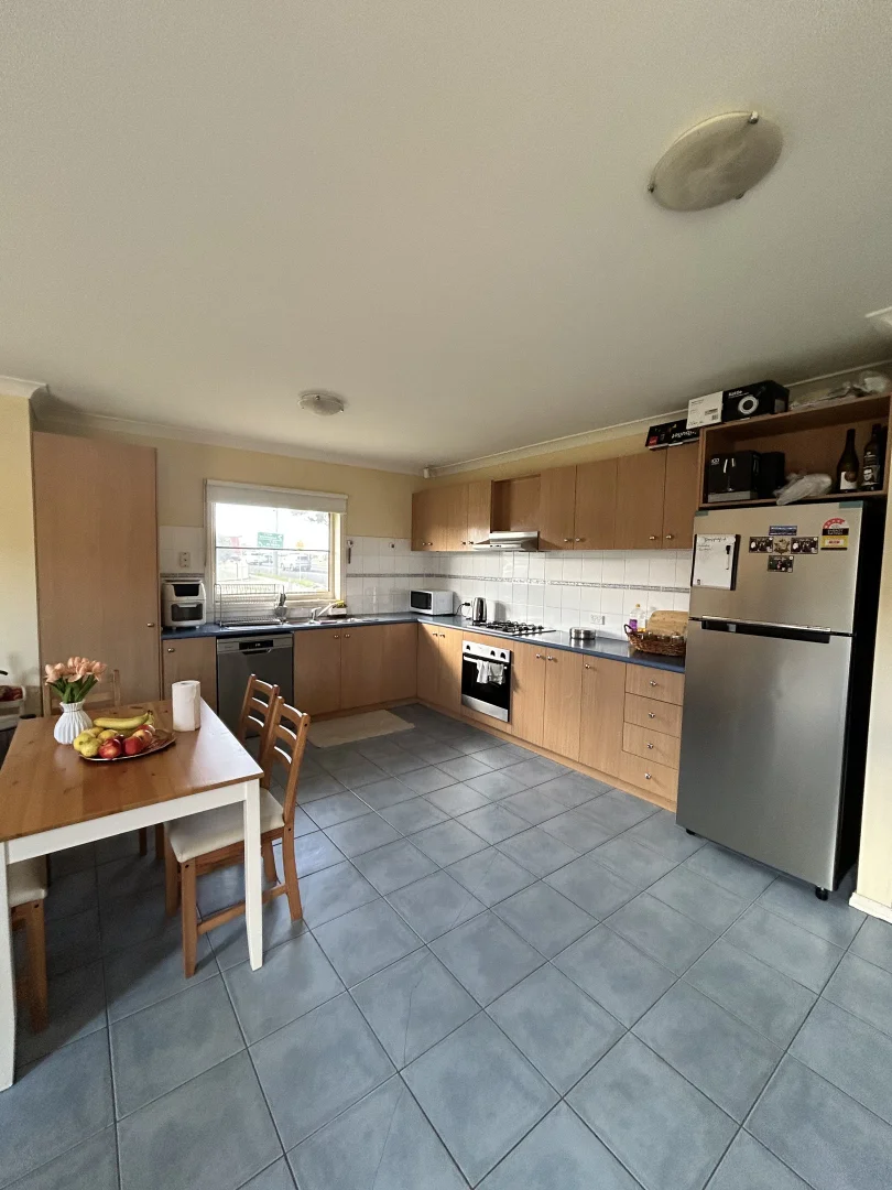 Additional image 3 of 18 Helmer Crescent, Thomson VIC 3219