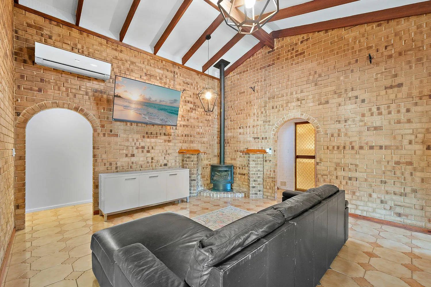 Additional image 13 of 11 Moysey Court, Parmelia WA 6167