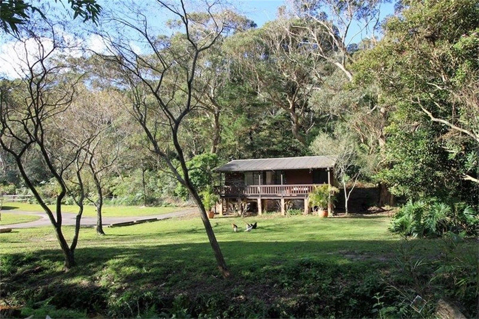 2 bedrooms Apartment / Unit / Flat in 1125a Oxford Falls Rd BEACON HILL NSW, 2100