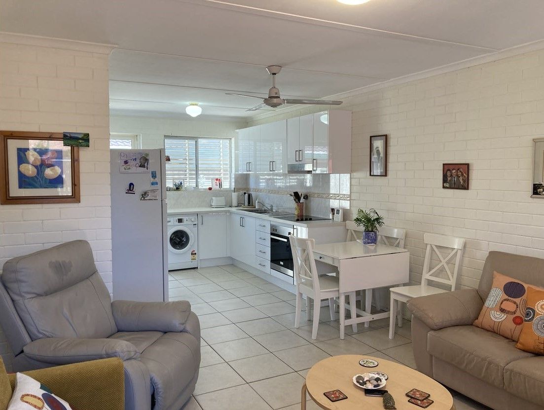 2/24 Street, Woody Point QLD 4019 Apartment For Rent 430