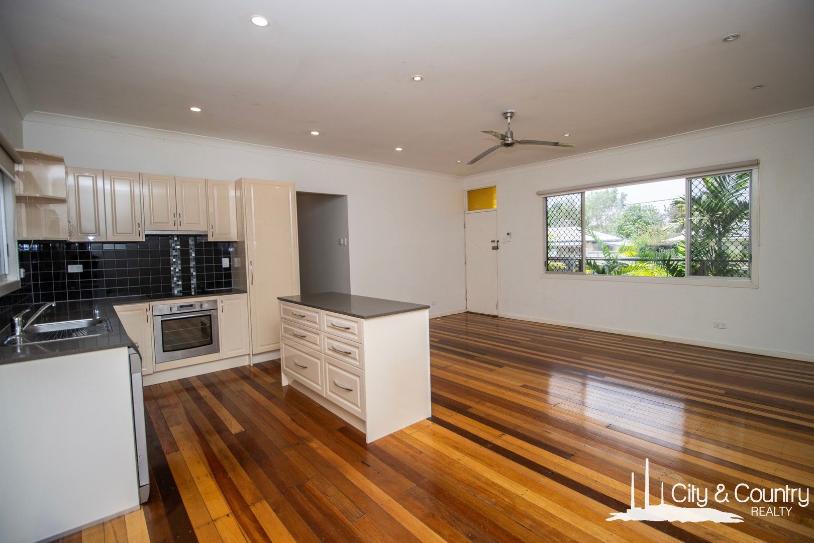 3 bedrooms House in 12 Kokoda Road MOUNT ISA QLD, 4825