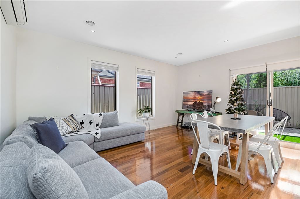 1/31 Jabone Terrace, Bell Park VIC 3215, Image 2