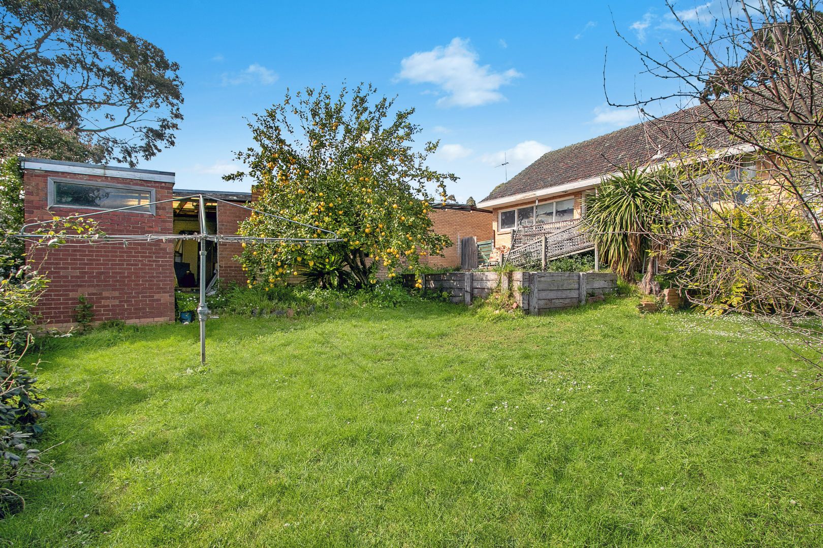 51 Faraday Road, Croydon South VIC 3136, Image 2