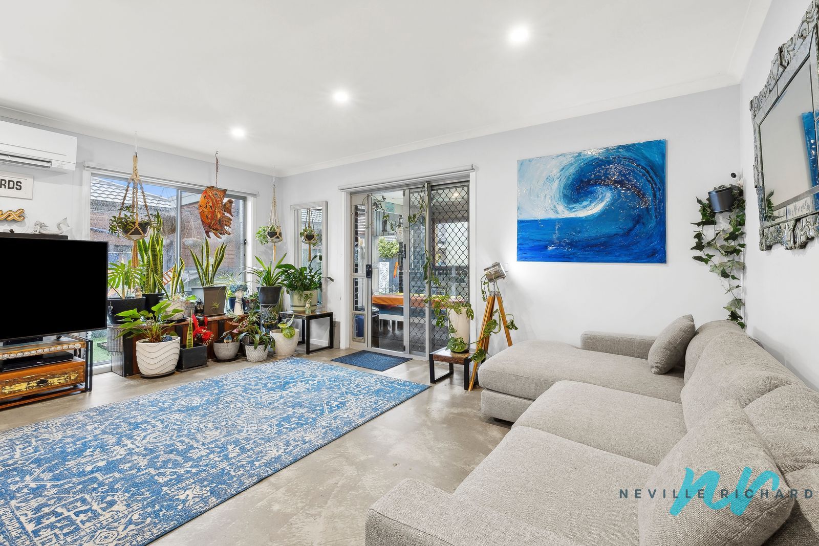 8 Elegante Road, St Leonards VIC 3223, Image 2