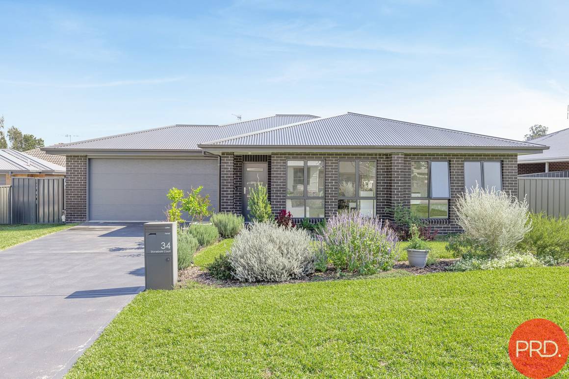 Picture of 34 Stonebark Court, GRETA NSW 2334