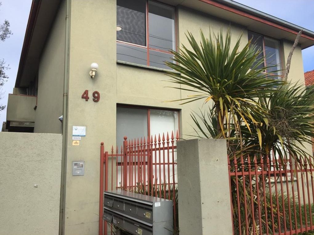 1 bedrooms Apartment / Unit / Flat in 6/49 Gourlay Street BALACLAVA VIC, 3183