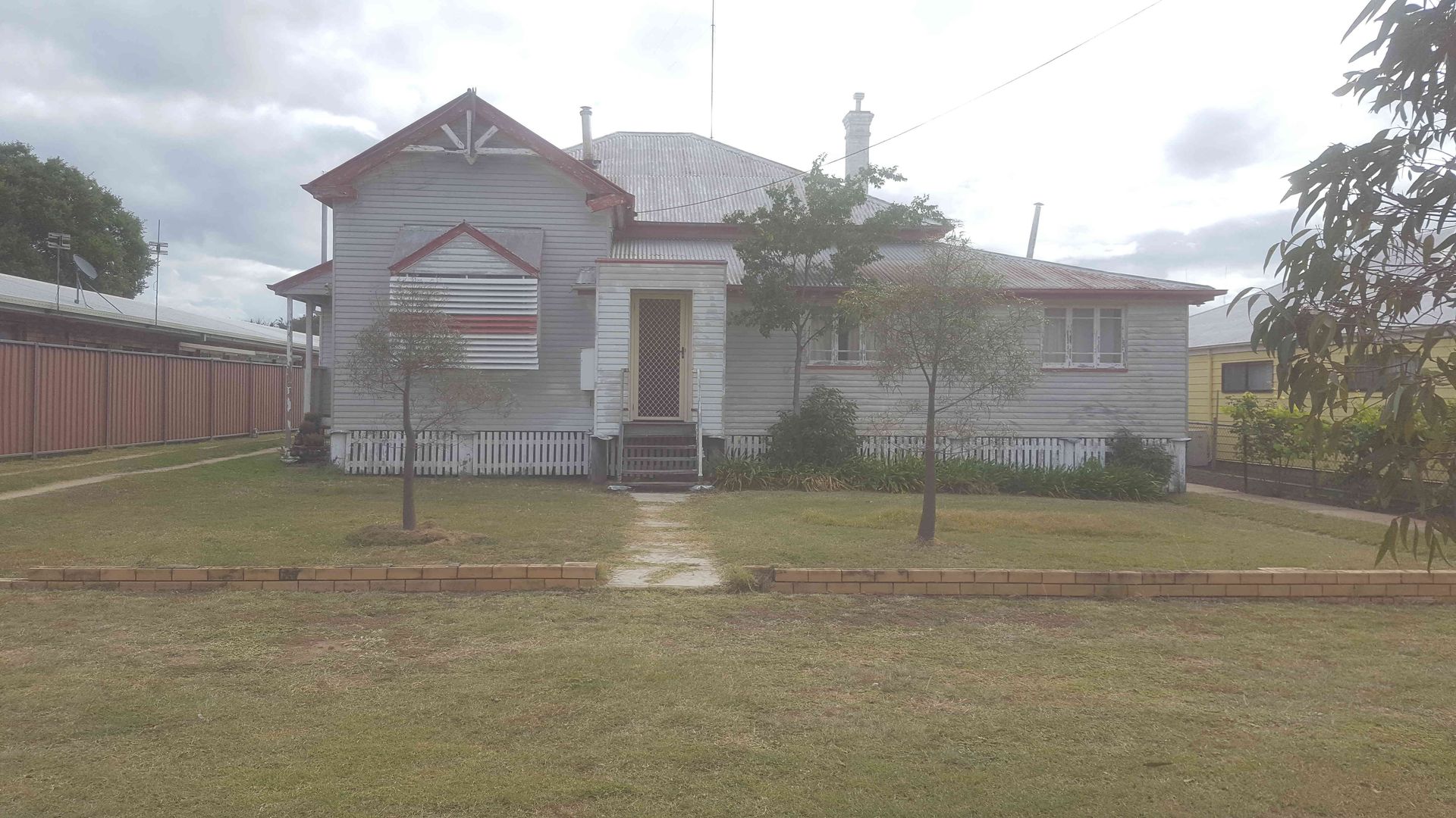 2 45 Canning Street Warwick Qld 4370 Apartment For Rent 180 Domain