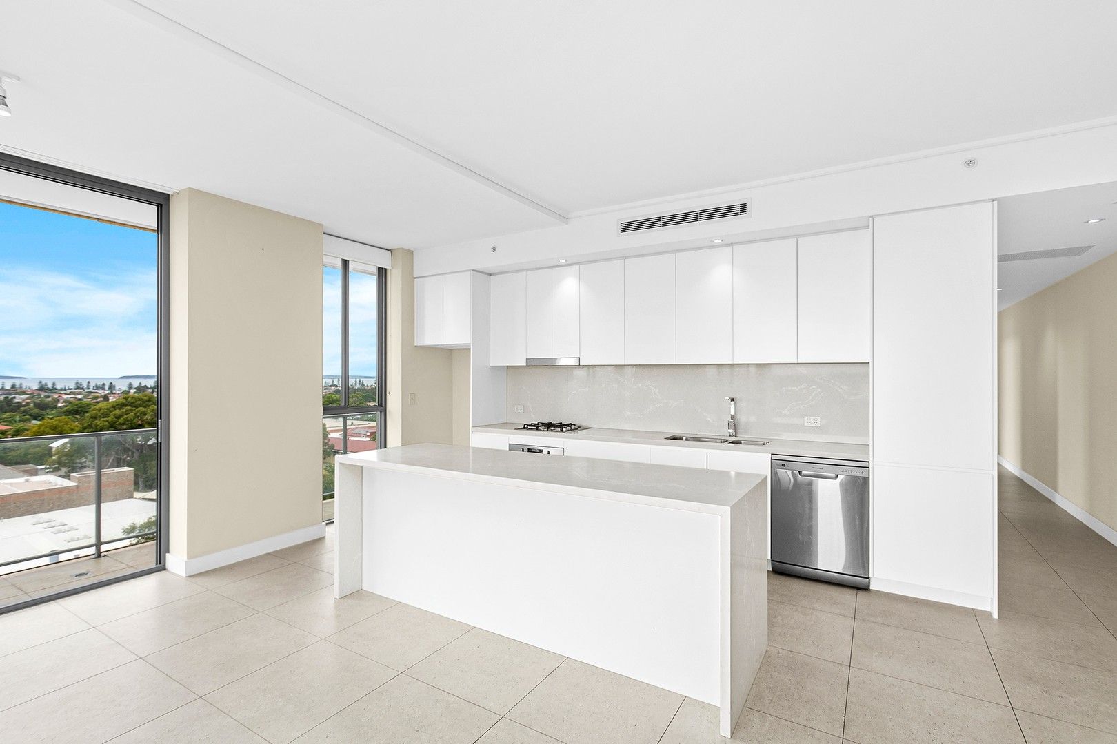 2 bedrooms Apartment / Unit / Flat in 9.04/79-87 Princes Highway KOGARAH NSW, 2217