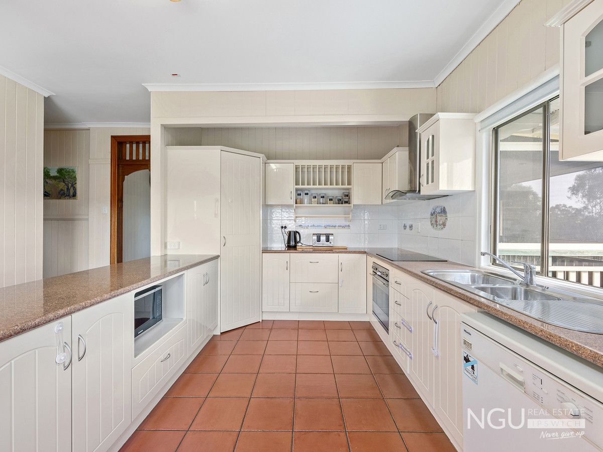 Vale QLD 4306 5 beds house for Sale, Offers Over 1,500,000