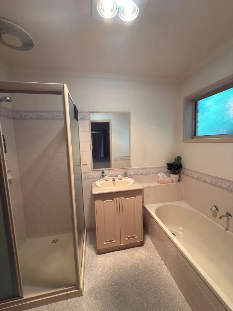 Additional image 9 of 2/219 Mount Pleasant Road, Highton VIC 3216