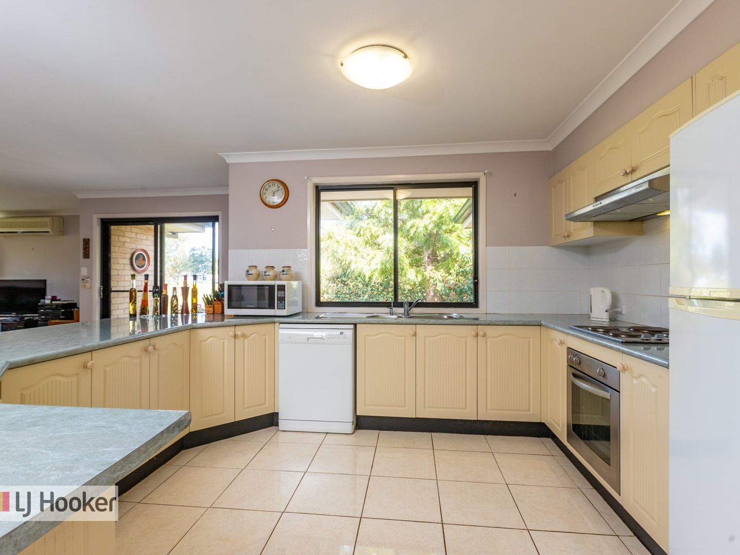 18 Cowper Street, Stroud NSW 2425, Image 2