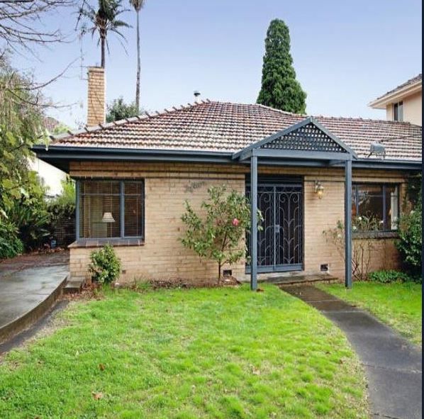 2 bedrooms House in 15 Willsmere Road KEW VIC, 3101