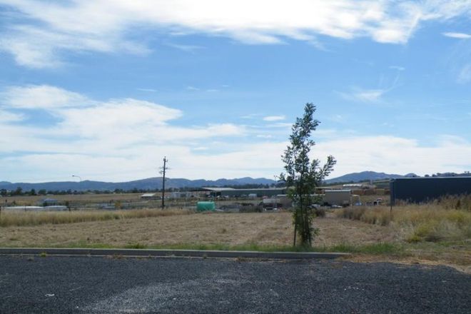 Picture of 1 Gunning Street, QUIRINDI NSW 2343