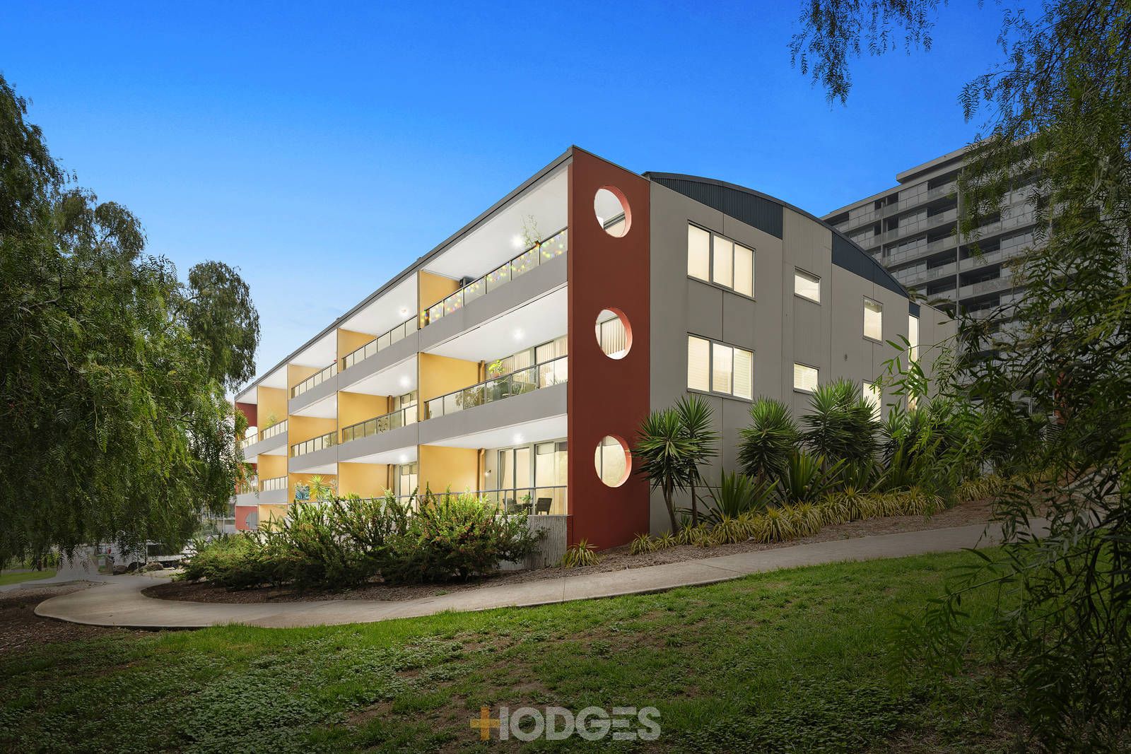 31/2 Saltriver Place, Footscray VIC 3011, Image 0