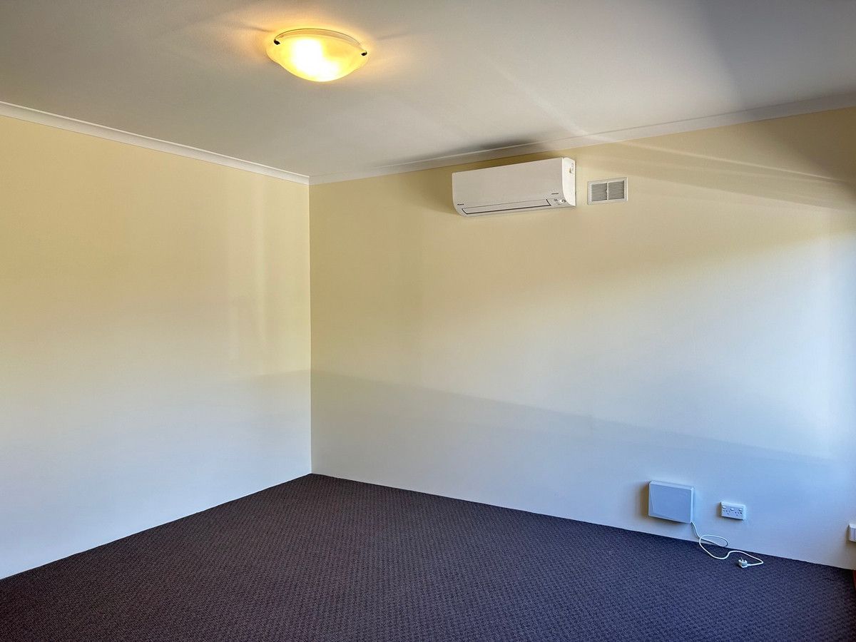 1/165 East Derwent Highway, Lindisfarne TAS 7015 Apartment For Rent