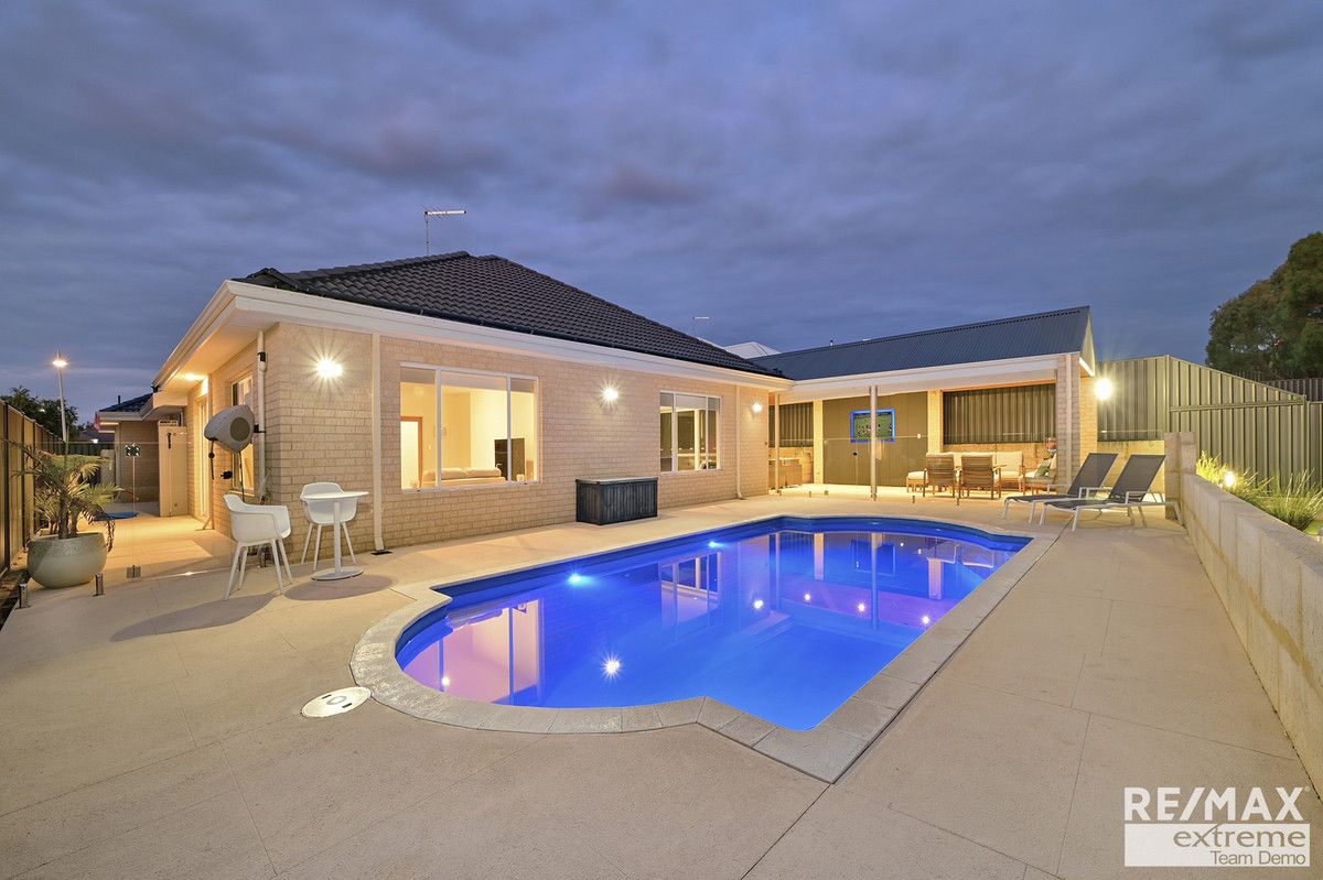 21 Redheart Road, Carramar WA 6031, Image 1