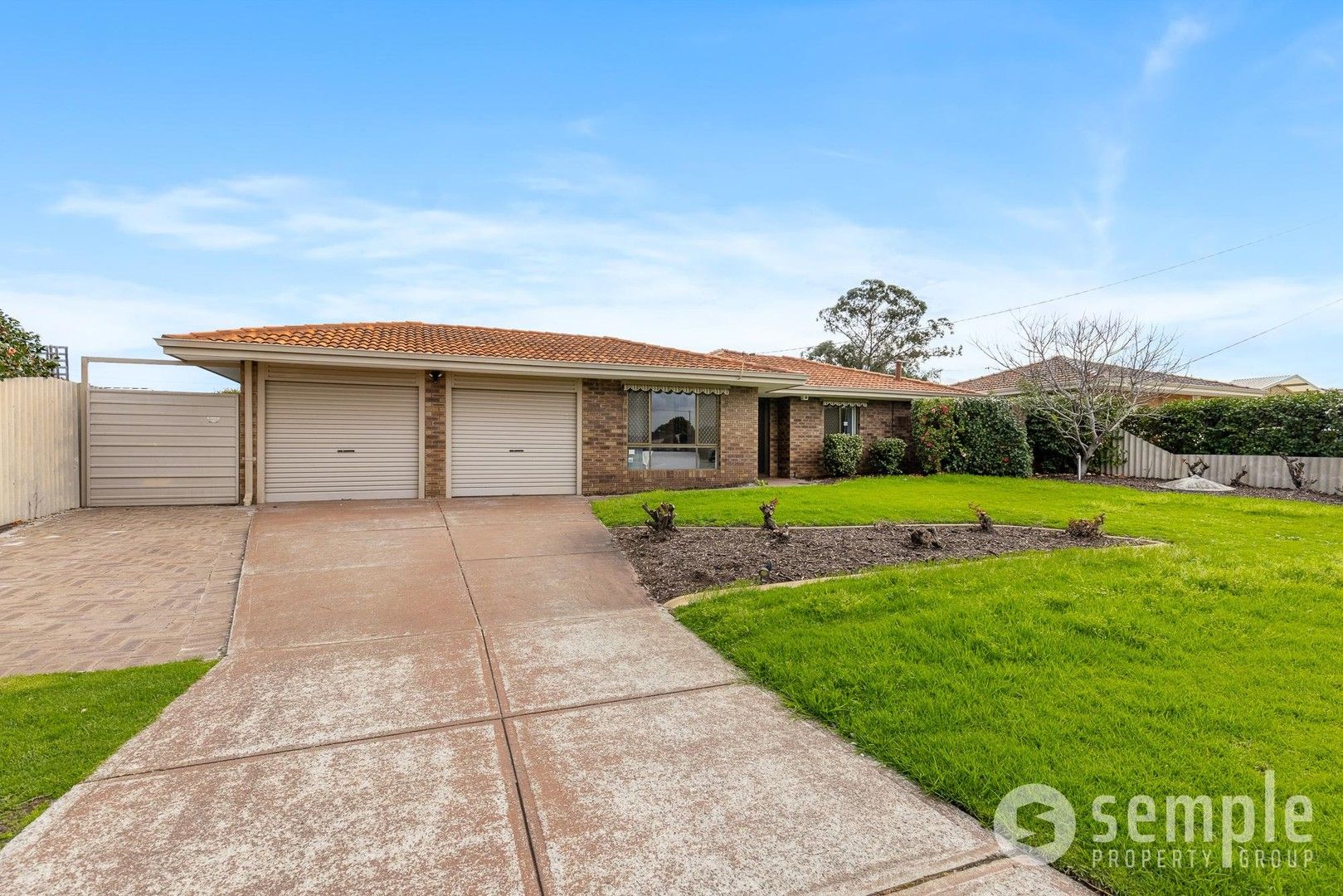 5 bedrooms House in 7 Glenkerry Road WILLETTON WA, 6155