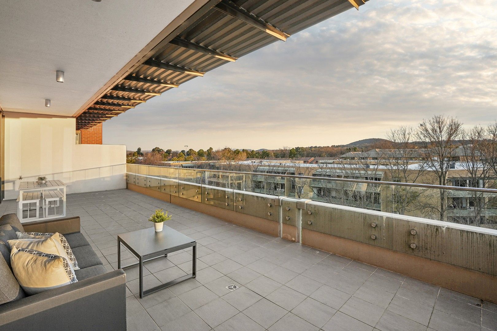 3 bedrooms Apartment / Unit / Flat in 55/20 Eyre Street KINGSTON ACT, 2604