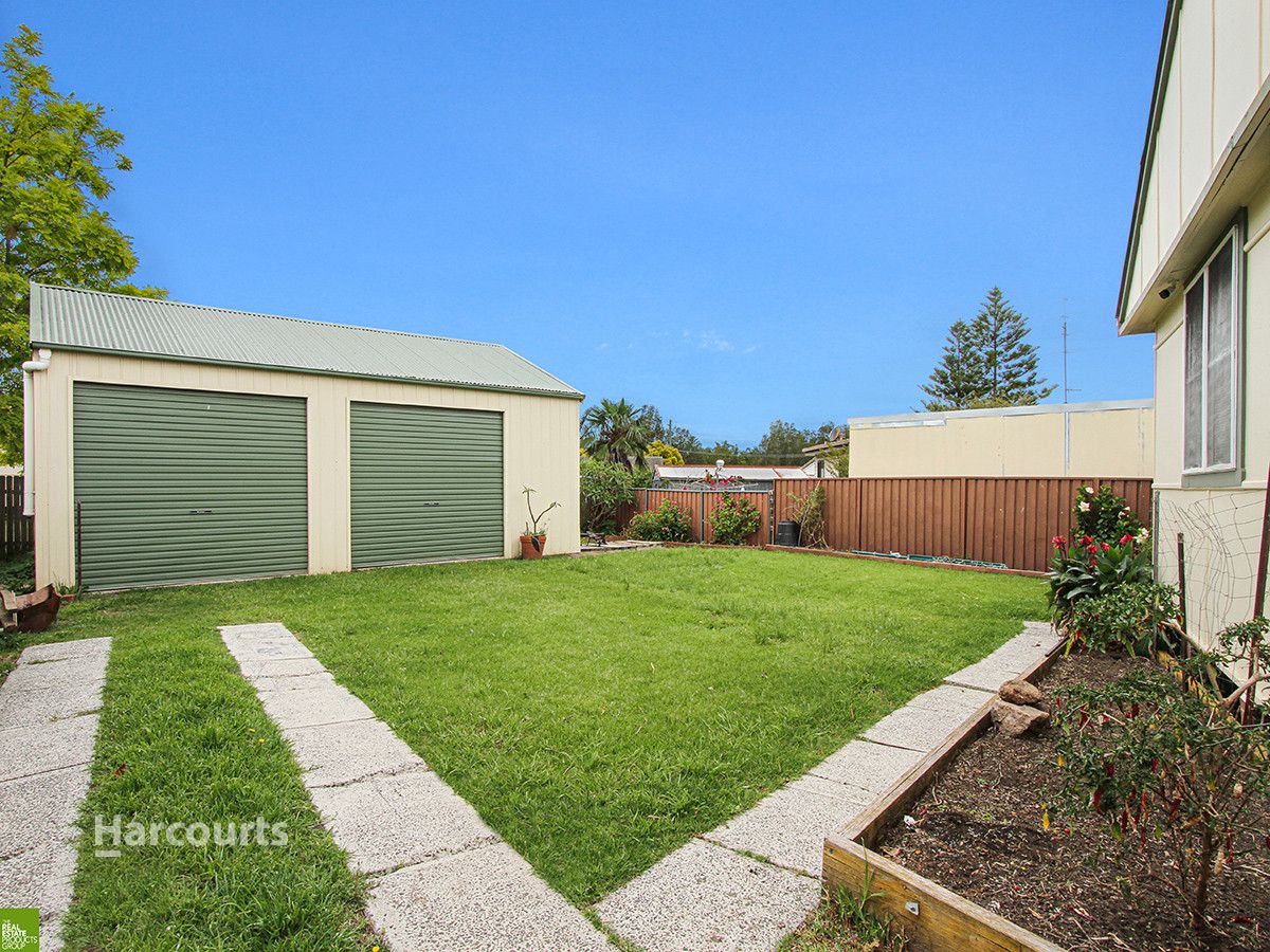 51 Eleebana Crescent, Koonawarra NSW 2530, Image 2