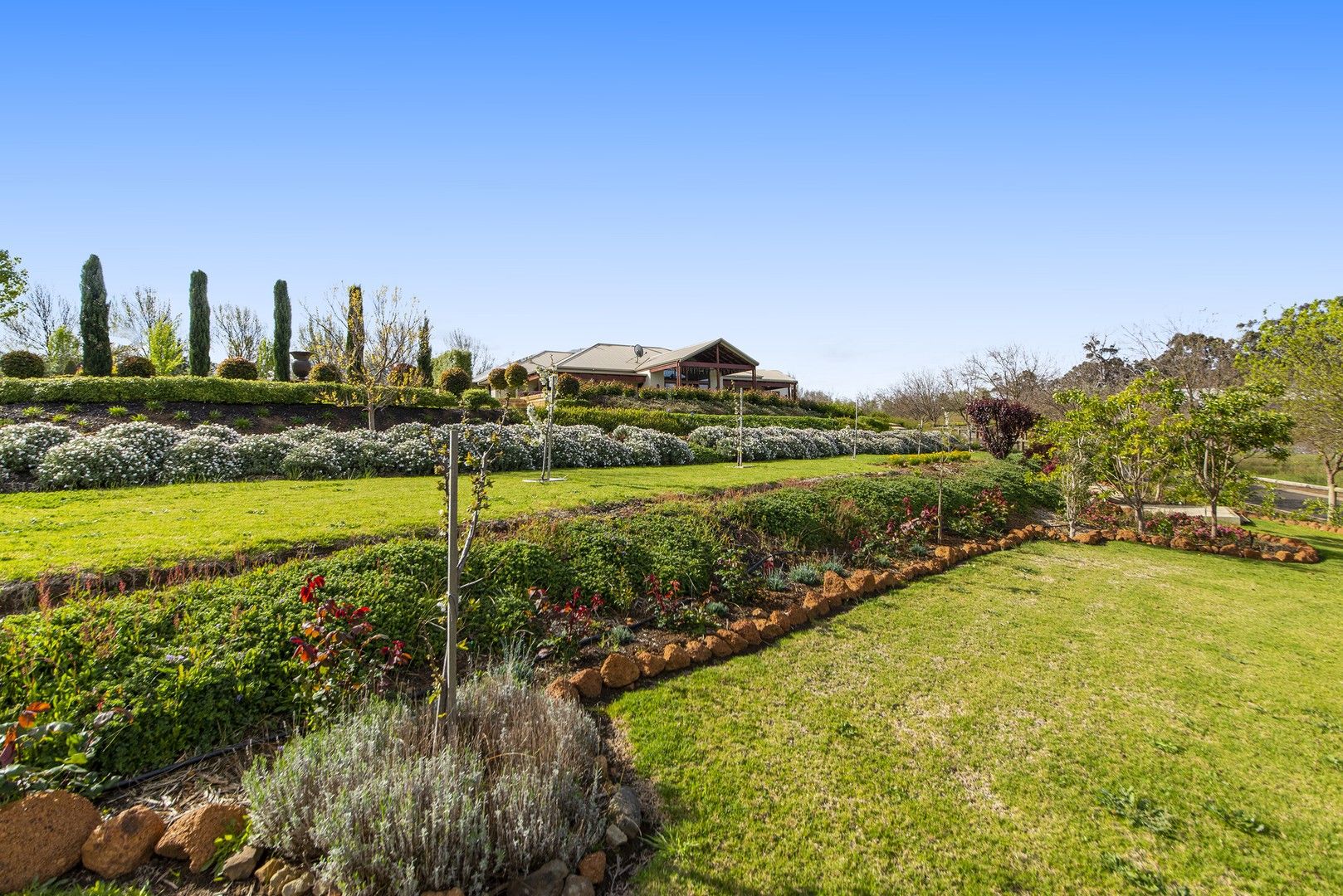 3 bedrooms House in 32 Robinia Way KANGAROO GULLY WA, 6255