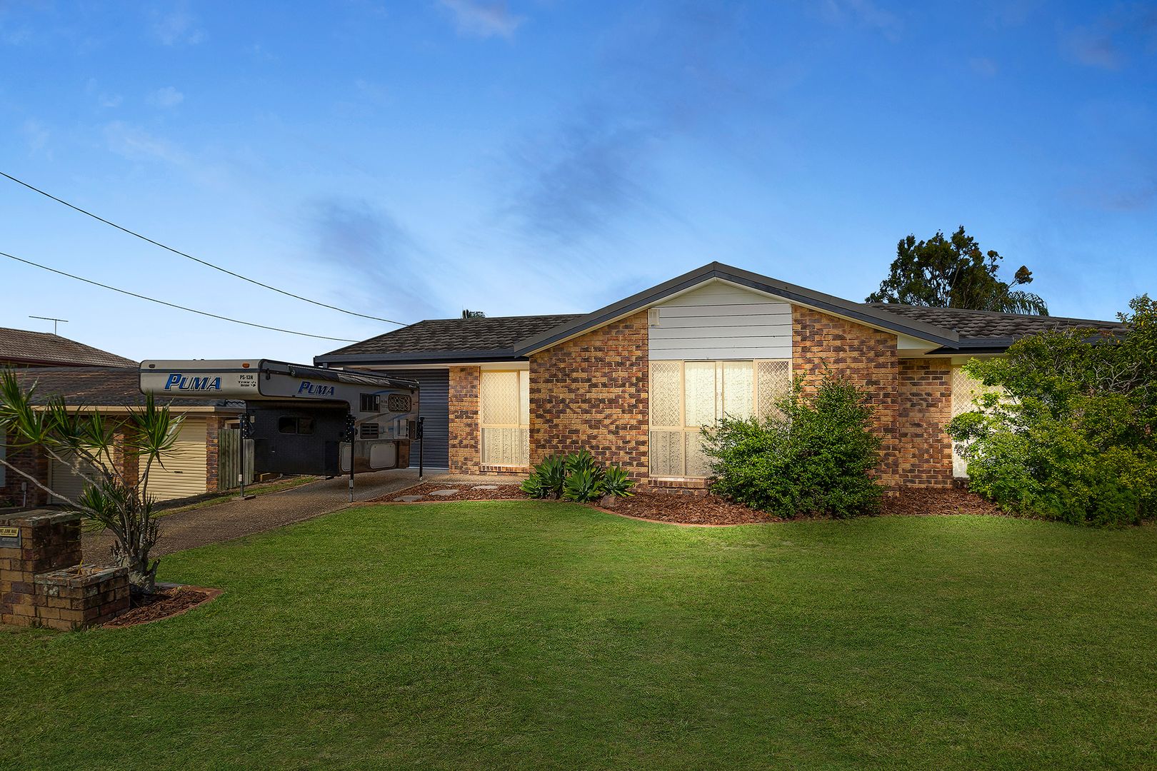 8 Bauple Crescent, Rochedale South QLD 4123