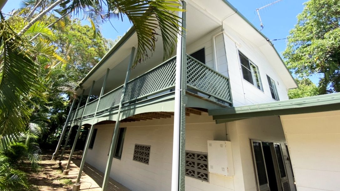 4 bedrooms House in 1 Wildsoet Street WONGALING BEACH QLD, 4852