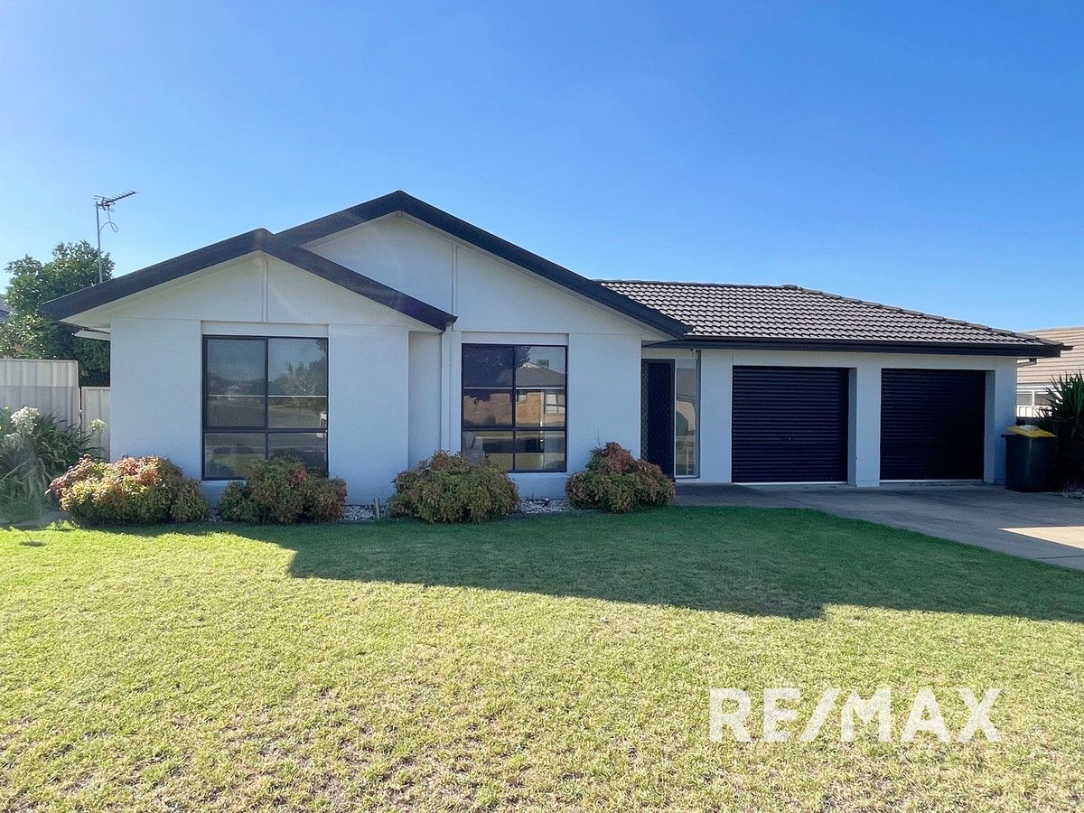 91 Yentoo Drive, Glenfield Park NSW 2650