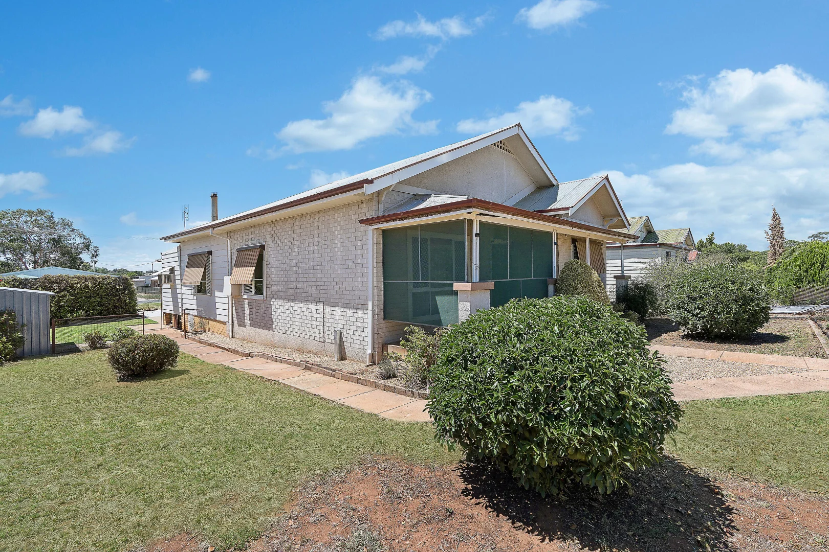 Additional image 11 of 153 Twynam St, Temora NSW 2666