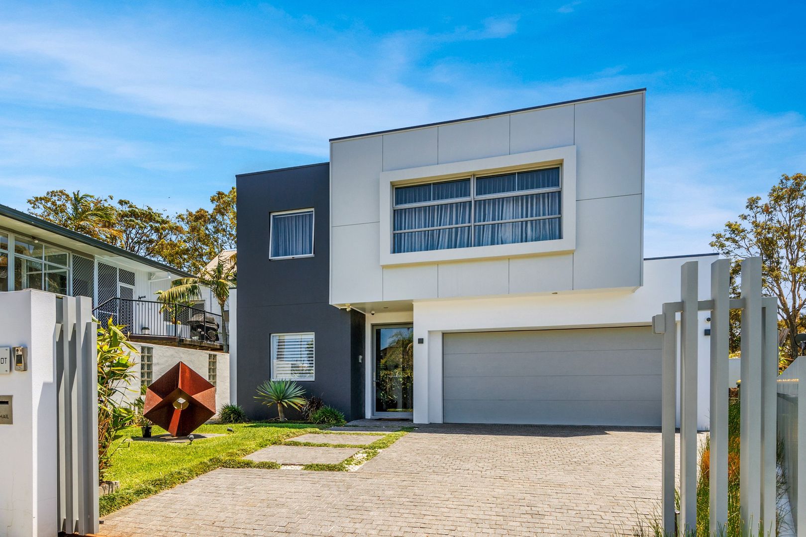 68 Rembrandt Drive, Merewether Heights NSW 2291