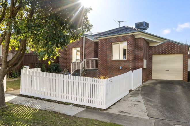 Picture of 2/15 Finch Street, NOTTING HILL VIC 3168