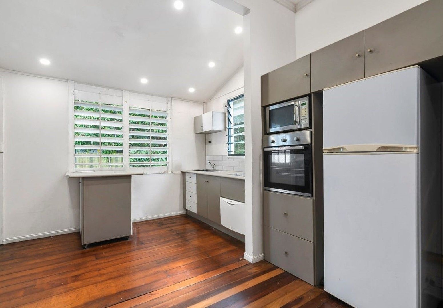 2 bedrooms Apartment / Unit / Flat in 206A Grafton Street CAIRNS NORTH QLD, 4870