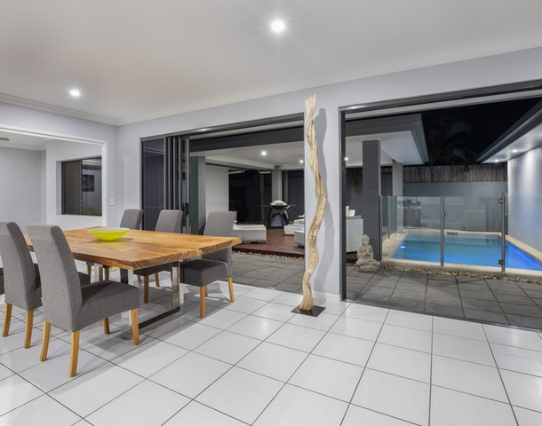 6 Floreat Close, Kewarra Beach QLD 4879