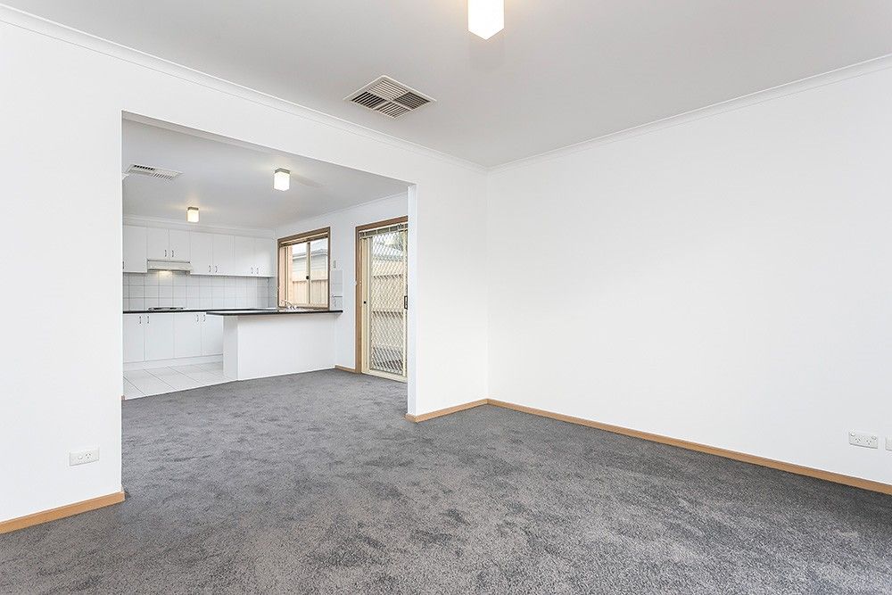2/97 The Parade, Ascot Vale VIC 3032, Image 2