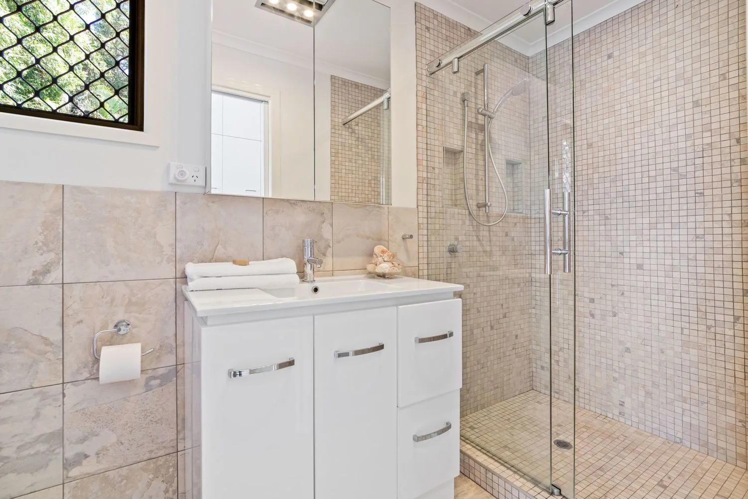 Additional image 28 of Point Lookout QLD 4183