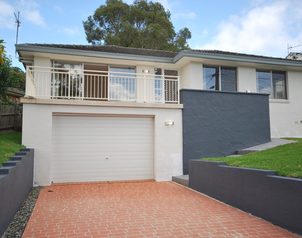 16 Bayside Drive, Green Point NSW 2251