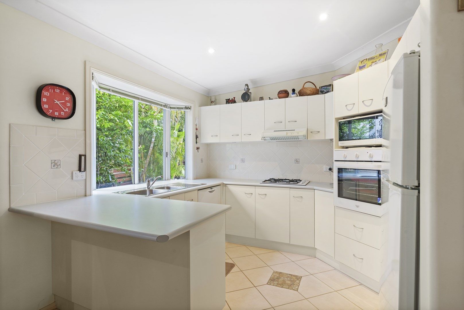 2 James Campbell Place, Kincumber NSW 2251, Image 2