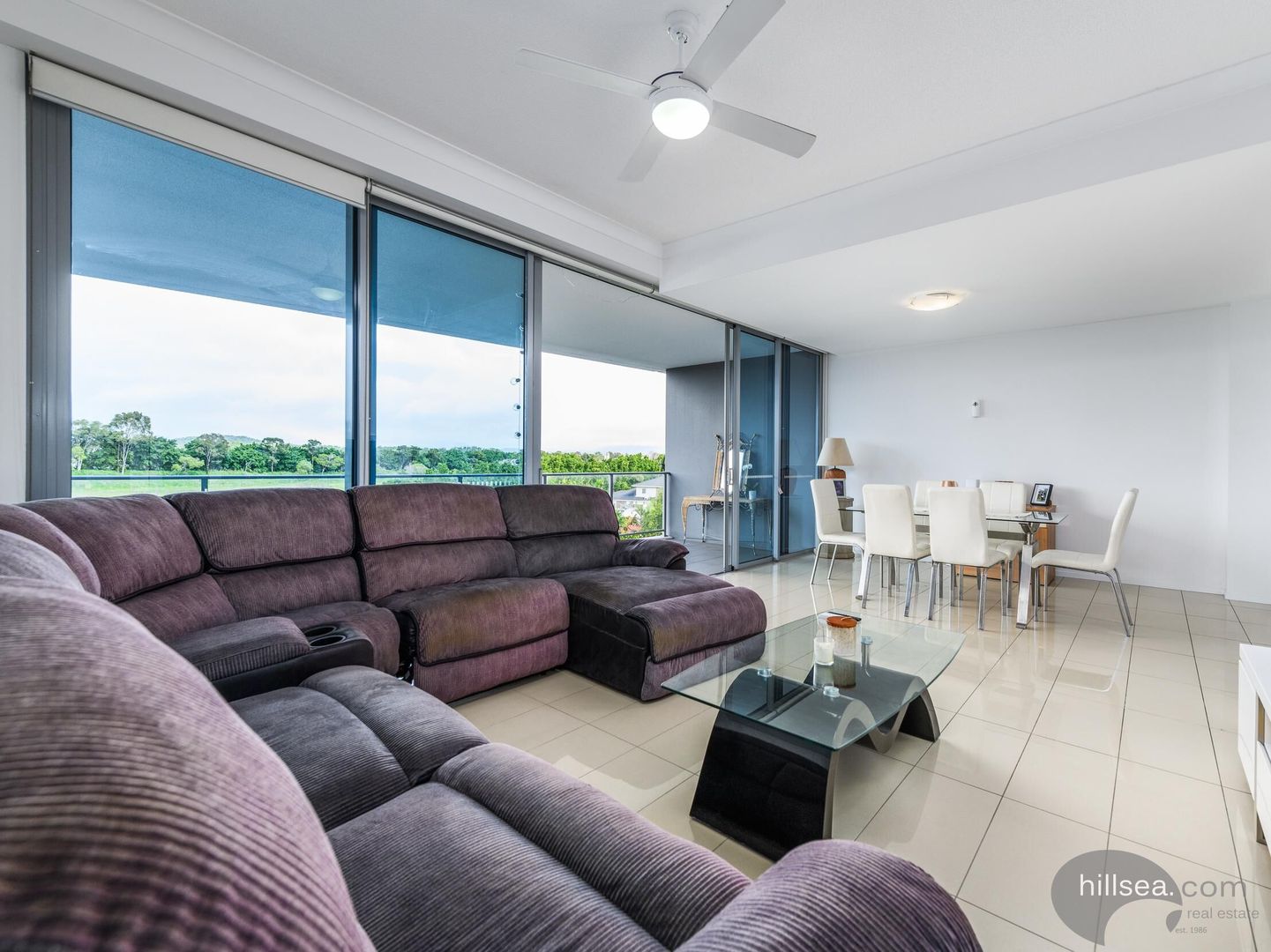 304/15 Compass Drive, Biggera Waters QLD 4216, Image 2