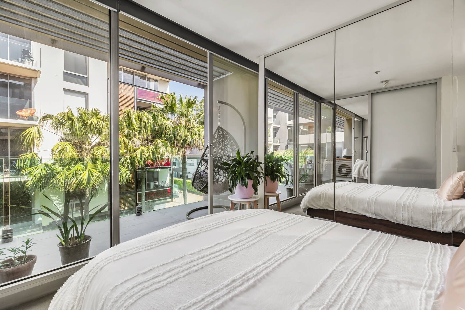 2 bedrooms Apartment / Unit / Flat in 311/1 Danks Street PORT MELBOURNE VIC, 3207