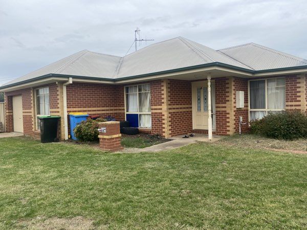 2 bedrooms Apartment / Unit / Flat in 99 Sobraon Street SHEPPARTON VIC, 3630