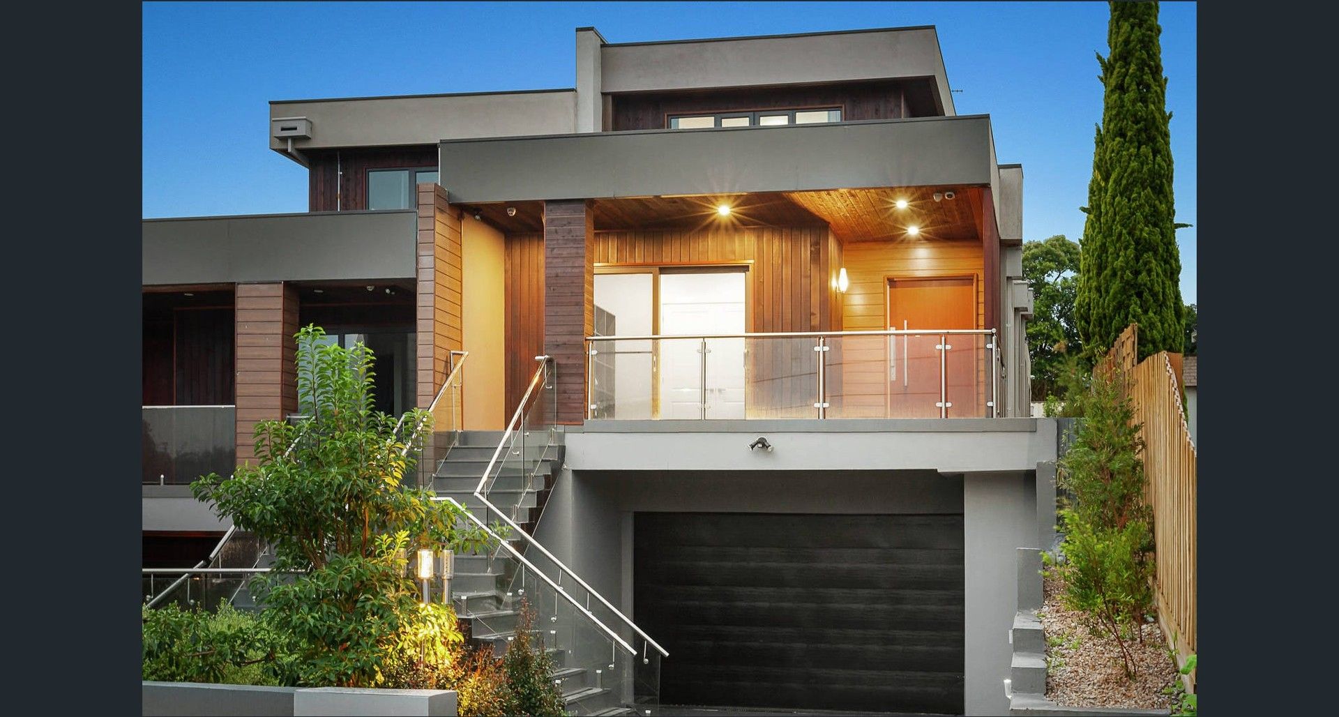 5 bedrooms House in 15 Davis Street Street DONCASTER VIC, 3108